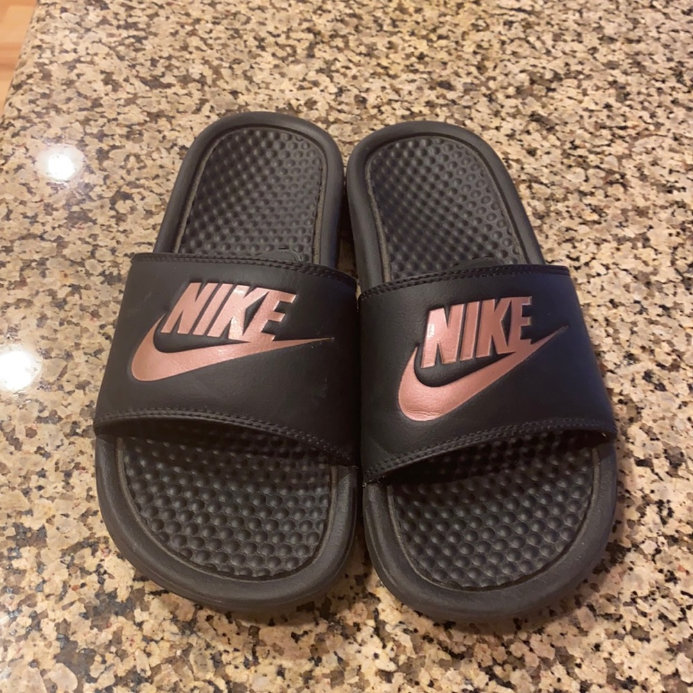 Nike slides